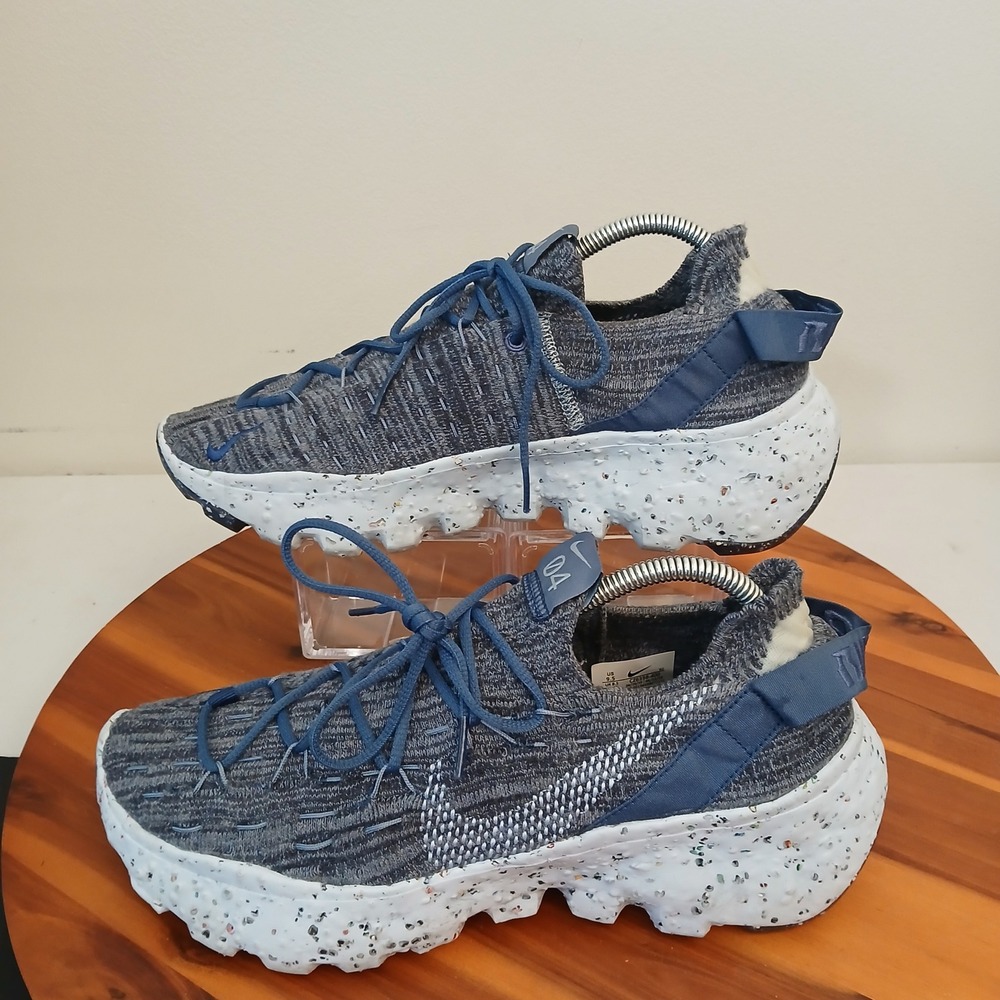 Nike Space Hippie 04 Mens 9.5 Blue Running Shoes Sneakers CZ6398-400